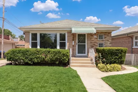 7560 W Everell Ave, Chicago, IL 60631