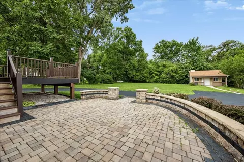 Exterior - 7154 Fair Elms Ave, Burr Ridge, IL 60527 photo 3 of 8