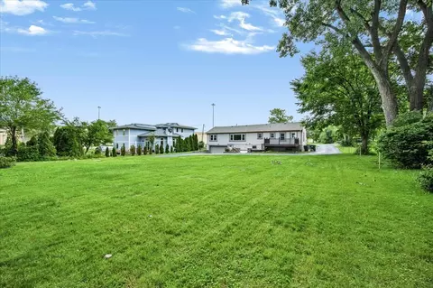 Exterior - 7154 Fair Elms Ave, Burr Ridge, IL 60527 photo 8 of 8