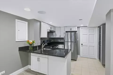 Kitchen - 7154 Fair Elms Ave, Burr Ridge, IL 60527 photo 5 of 5