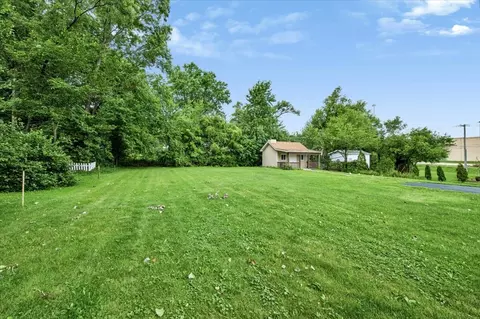 Exterior - 7154 Fair Elms Ave, Burr Ridge, IL 60527 photo 7 of 8