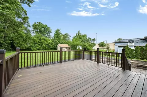 Exterior - 7154 Fair Elms Ave, Burr Ridge, IL 60527 photo 5 of 8