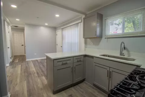 Kitchen - 16523 Spaulding Ave, Markham, IL 60428 photo 3 of 3