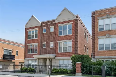 1341 N Halsted St #3N, Chicago, IL 60642