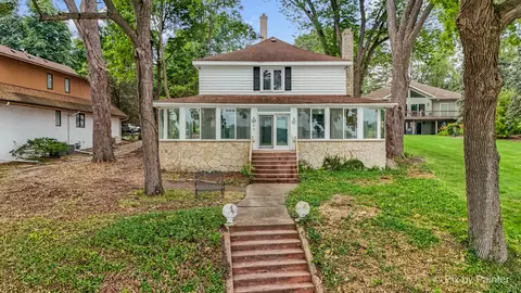 Exterior - 1308 Old Bay Rd, Johnsburg, IL 60051 photo 6 of 7
