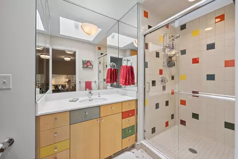 Bath - 711 Elder Ct, Glencoe, IL 60022 photo 4 of 5
