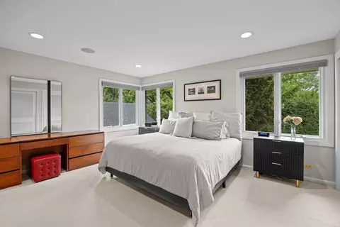 Bedroom - 711 Elder Ct, Glencoe, IL 60022 photo 1 of 7