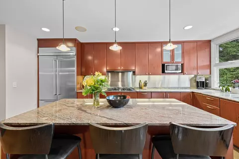 Kitchen - 711 Elder Ct, Glencoe, IL 60022 photo 2 of 6