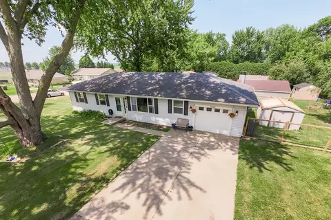 View/Area - 5201 E Wayne Ave, Rochelle, IL 61068 photo 1 of 4