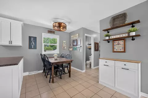 Kitchen - 5201 E Wayne Ave, Rochelle, IL 61068 photo 1 of 3