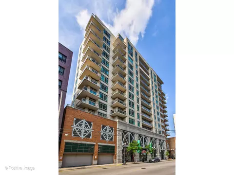 230 W Division St #706, Chicago, IL 60610