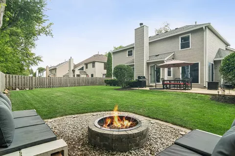 Exterior - 300 Hampton St, Cary, IL 60013 photo 3 of 6