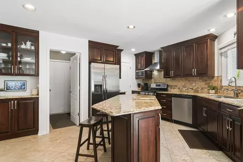 Kitchen - 300 Hampton St, Cary, IL 60013 photo 2 of 3