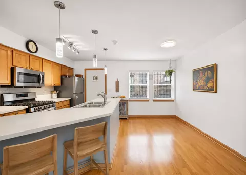 1009 E 61st St, Chicago, IL 60637 photo 3