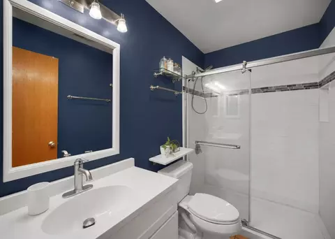 1009 E 61st St, Chicago, IL 60637 photo 9