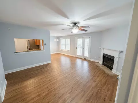 Living - 19 Foxcroft Rd #103, Naperville, IL 60565 photo 1 of 3