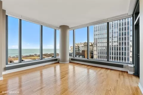 Living - 60 E Monroe St #2304, Chicago, IL 60603 photo 3 of 6