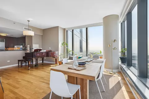 Dining - 60 E Monroe St #2304, Chicago, IL 60603 photo 2 of 2
