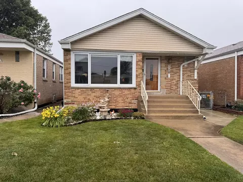5146 S Sayre Ave, Chicago, IL 60638