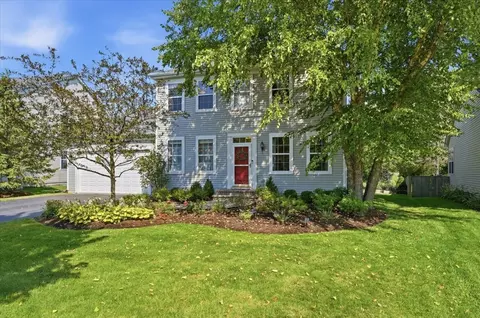 2323 Trailside Ln, Wauconda, IL 60084