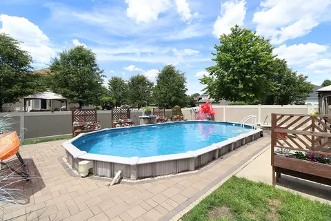 Exterior - 24960 Sandra Ln, Plainfield, IL 60544 photo 2 of 7