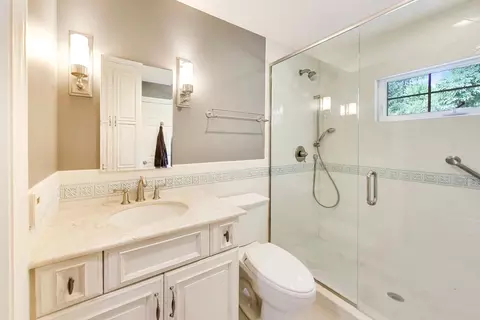 Bath - 2113 Middlefork Rd, Northfield, IL 60093 photo 1 of 5