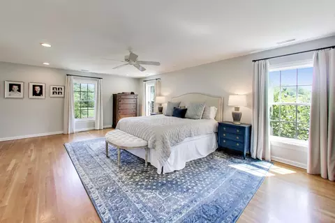 Bedroom - 2113 Middlefork Rd, Northfield, IL 60093 photo 3 of 6