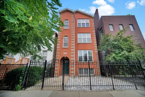 1214 W Ohio St, Chicago, IL 60642