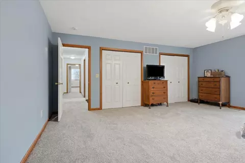 Other - 506 Havens Dr, Hudson, IL 61748 photo 5 of 9