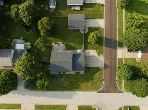View/Area - 506 Havens Dr, Hudson, IL 61748 photo 2 of 4