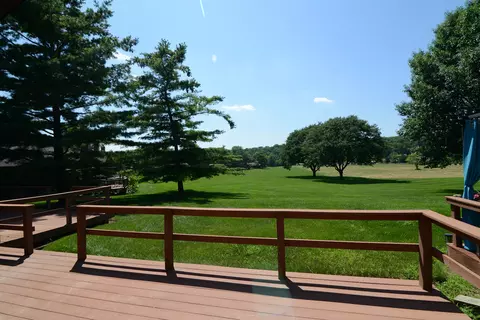 Exterior - 9925 Amanda Ln, Algonquin, IL 60102 photo 8 of 11