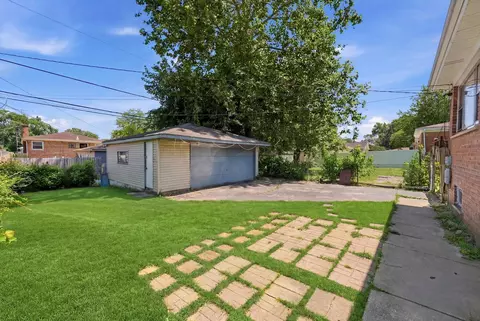 Exterior - 14333 Drexel Ave, Dolton, IL 60419 photo 4 of 4