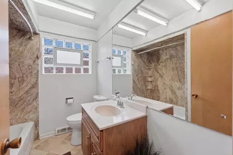 Bath - 14333 Drexel Ave, Dolton, IL 60419 photo 2 of 2