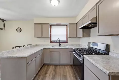Kitchen - 14333 Drexel Ave, Dolton, IL 60419 photo 2 of 4