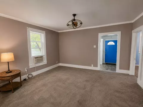 Living - 1502 N Walnut St, Olney, IL 62450 photo 2 of 11