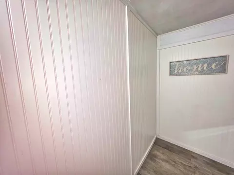 Entry Way - 1502 N Walnut St, Olney, IL 62450 photo 3 of 4