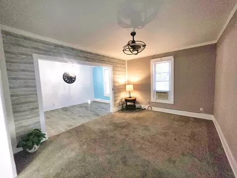 Living - 1502 N Walnut St, Olney, IL 62450 photo 5 of 11