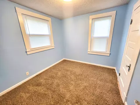 Bedroom - 1502 N Walnut St, Olney, IL 62450 photo 8 of 9