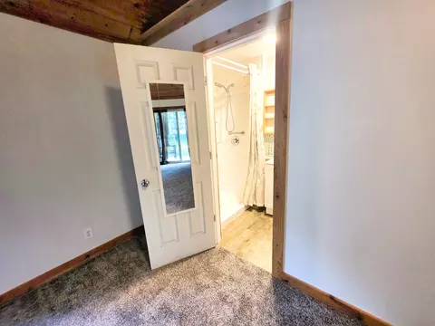 Bath - 1502 N Walnut St, Olney, IL 62450 photo 3 of 12