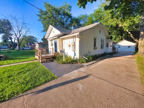 Other - 1502 N Walnut St, Olney, IL 62450 photo 33 of 33