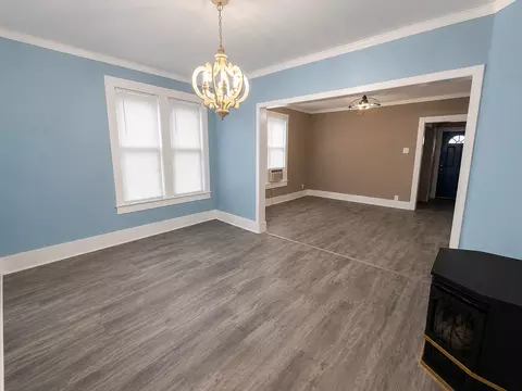 Living - 1502 N Walnut St, Olney, IL 62450 photo 1 of 11