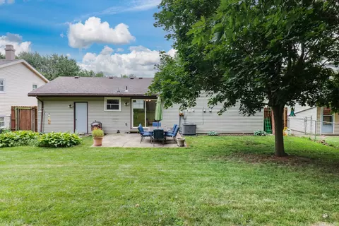 Exterior - 1820 Johnson Dr, Normal, IL 61761 photo 6 of 9