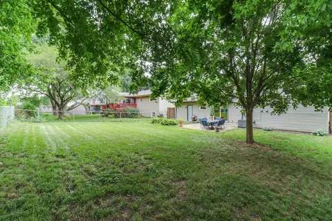 Exterior - 1820 Johnson Dr, Normal, IL 61761 photo 7 of 9