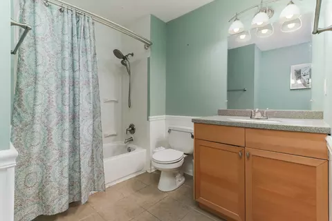 Bath - 1820 Johnson Dr, Normal, IL 61761 photo 1 of 2