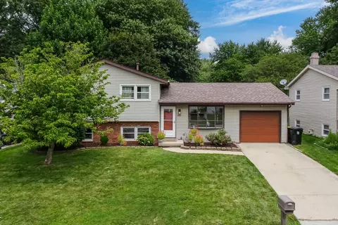 Exterior - 1820 Johnson Dr, Normal, IL 61761 photo 9 of 9