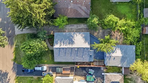 702 Columbus St, Mchenry, IL 60051 photo 25