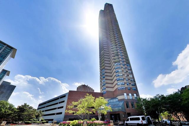 3660 N Lake Shore Dr #3307, Chicago, IL 60613