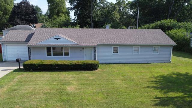 835 E Locust St, Watseka, IL 60970