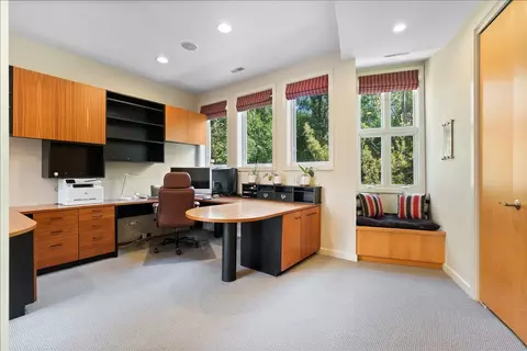 Other - 930 W Wolfram St, Chicago, IL 60657 photo 2 of 3