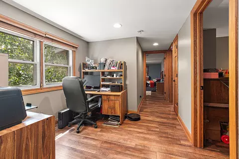 Entry Way - 5205 Deerfield Dr, Morris, IL 60450 photo 2 of 2